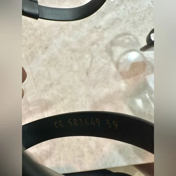 YSL Heels - Picture 3 of 5